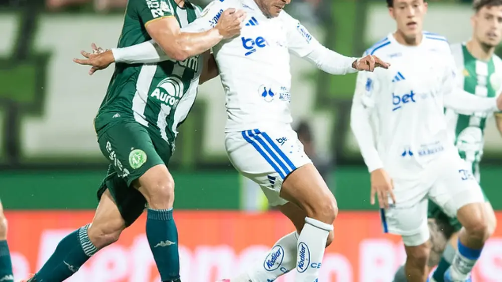 Chapecoense e Cruzeiro empatam e decisão fica para o Mineirão