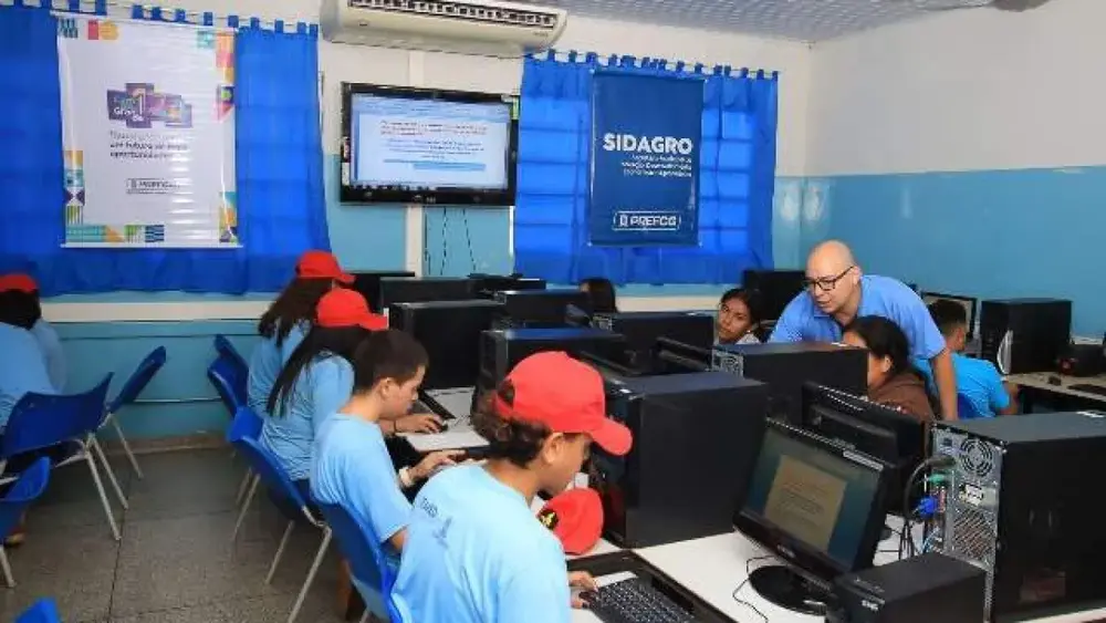 Computação entra no currículo escolar de Campo Grande