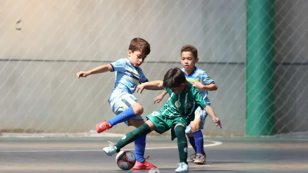 Copa Pelezinho estreia com 35 gols em quatro jogos