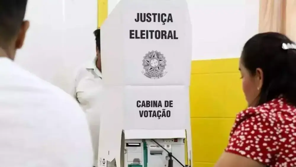 Maioria dos eleitores já acompanha candidatos para as eleições