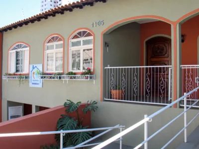 Residencial exclusivo para idosas abre segunda unidade em casa com afeto
